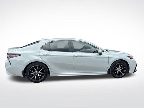 Used 2022 Toyota Camry SE AWD/4WD image 7