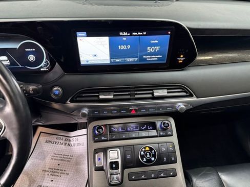 Used 2021 Hyundai Palisade Limited image 32