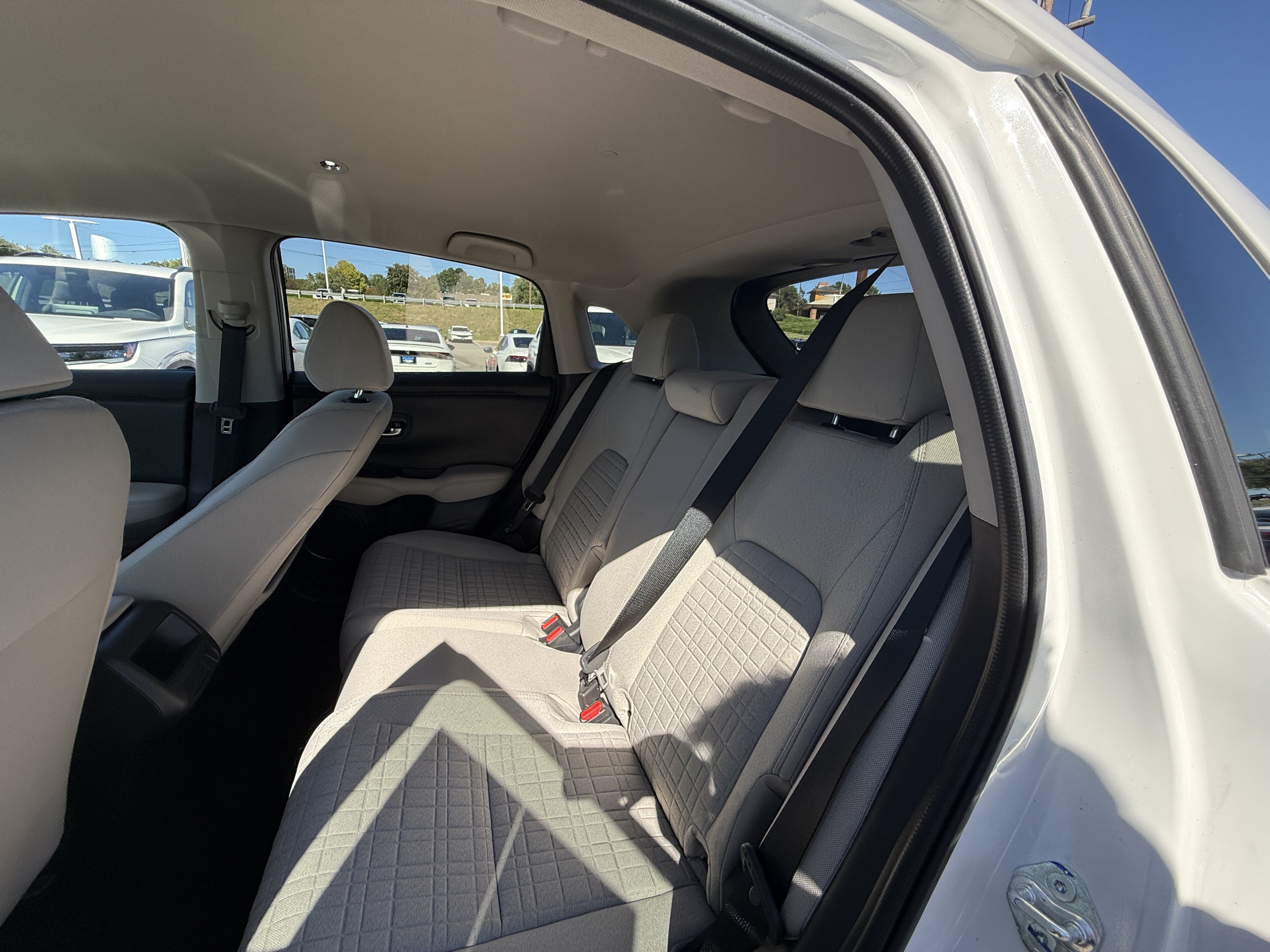 Used 2026 Honda HR-V LX image 31