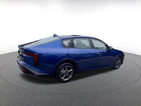 Used 2025 Kia K4 FWD image 14