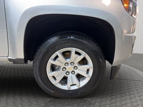 Used 2020 Chevrolet Colorado LT w/ Luxury Package AWD/4WD image 23