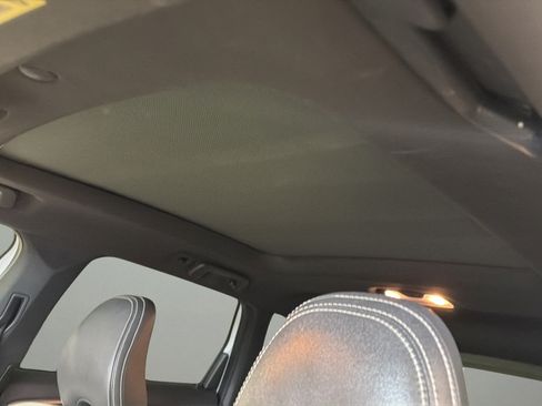 Used 2016 Volvo XC60 T6 AWD/4WD image 12