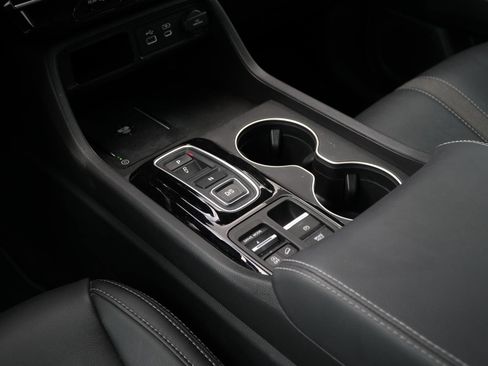 Used 2025 Honda Pilot EX-L image 21