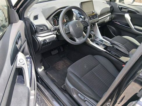 Used 2023 Mitsubishi Eclipse Cross LE AWD/4WD image 9
