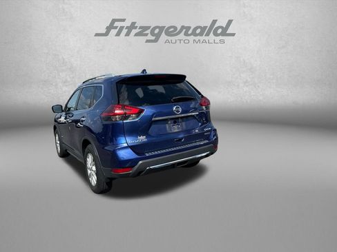 Used 2018 Nissan Rogue SV w/ Premium Package AWD/4WD image 6