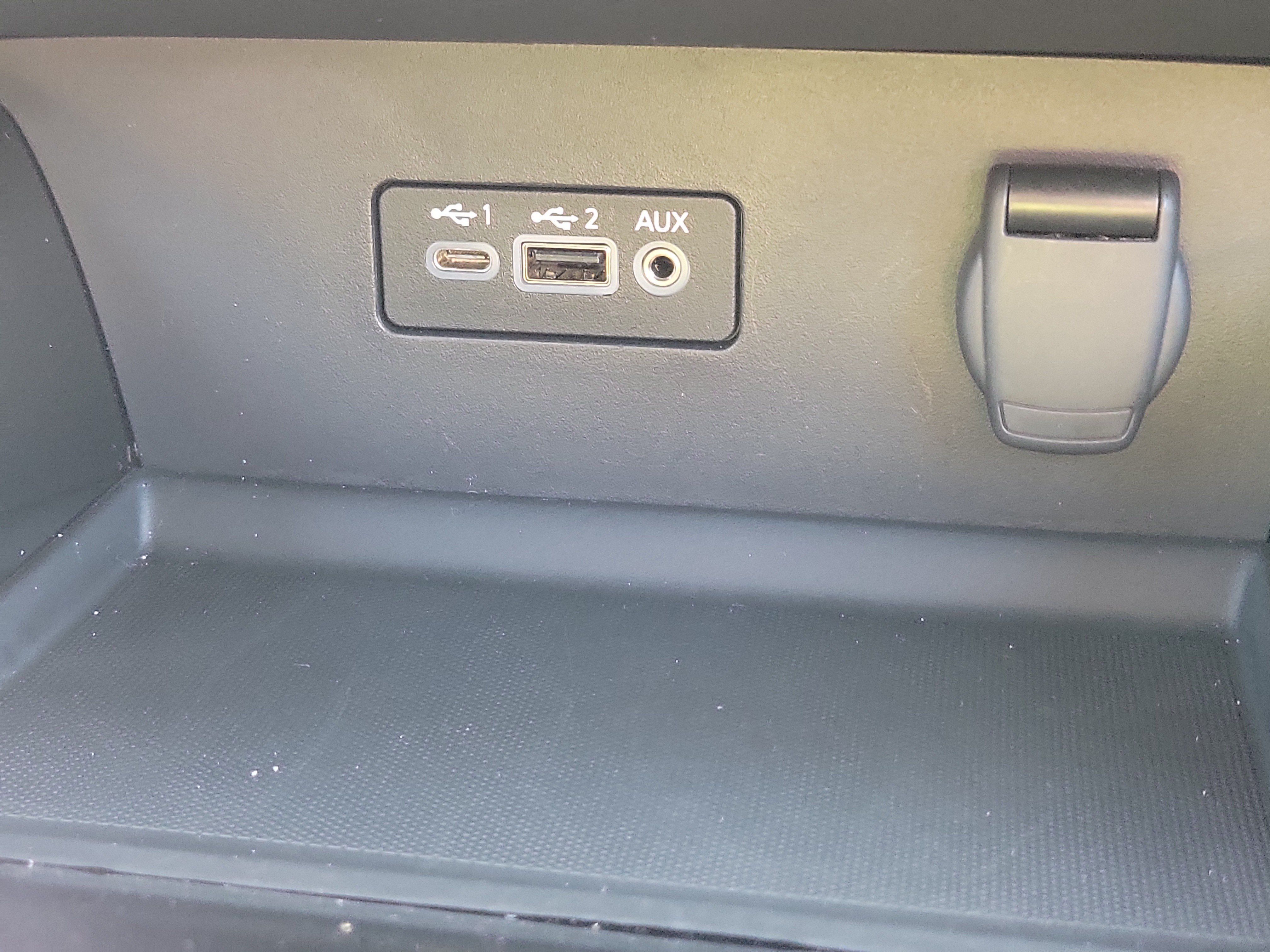 Used 2024 Nissan Altima 2.5 SR FWD image 26