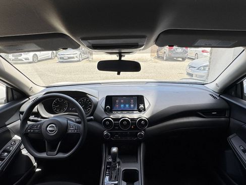 Used 2025 Nissan Sentra S FWD image 26