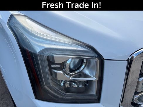 Used 2018 GMC Yukon SLT RWD image 5