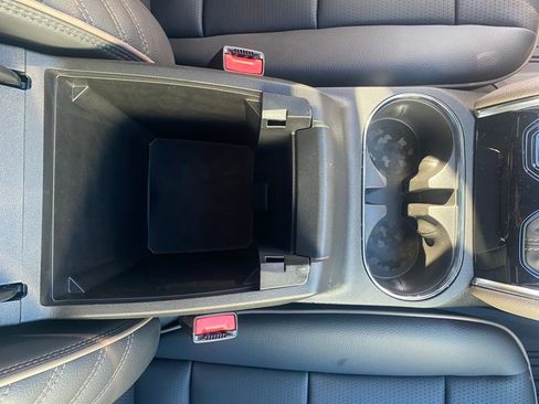 New 2025 GMC Canyon Denali w/ LPO, Denali Black Edition image 24