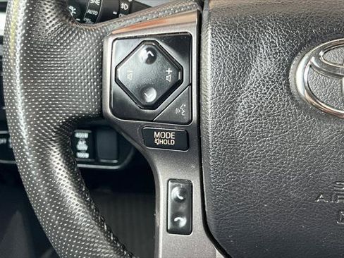 Certified 2022 Toyota Tacoma TRD Off-Road w/ Black Out Package (TMS) image 24