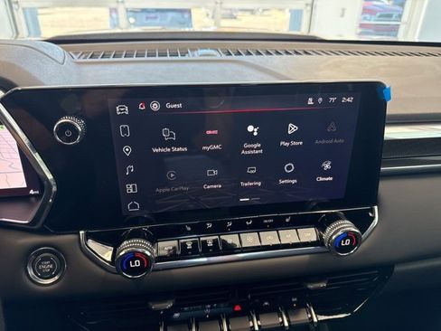 New 2026 GMC Canyon Elevation w/ Convenience Package image 43