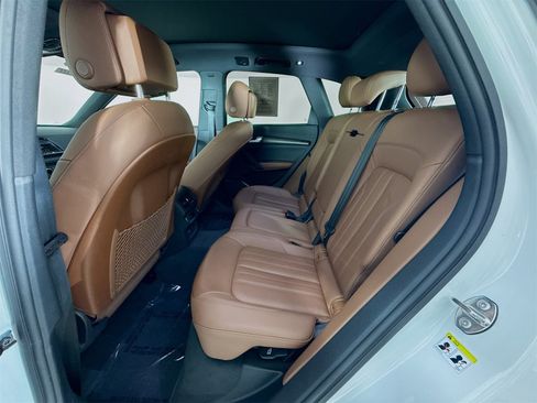 Certified 2023 Audi Q5 2.0T Premium w/ Convenience Package image 24