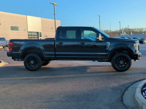 Used 2022 Ford F350 Lariat w/ Tremor Off-Road Package image 9