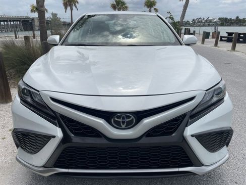 Used 2023 Toyota Camry XSE FWD image 4