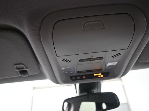 Used 2024 Chevrolet Blazer LT image 12