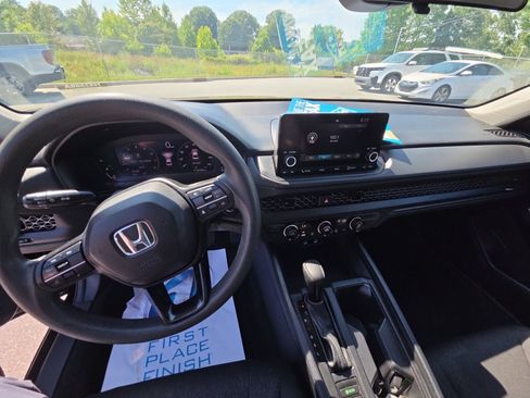 Used 2023 Honda Accord LX image 24