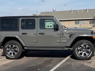 Used 2018 Jeep Wrangler Unlimited Sahara AWD/4WD video 2