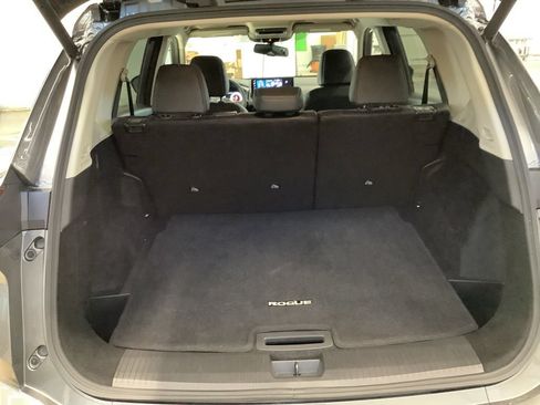 Used 2026 Nissan Rogue SL AWD/4WD image 20