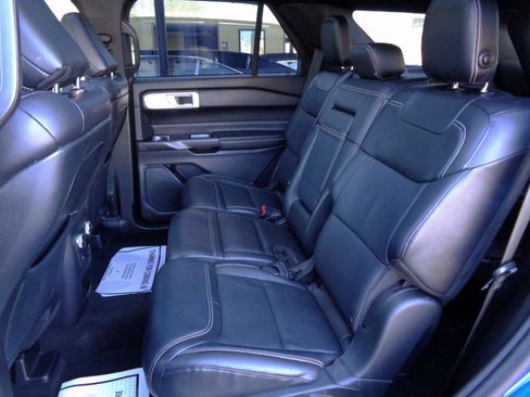 Used 2020 Ford Explorer ST w/ ST Street Pack image 12