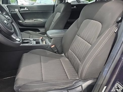 Used 2019 Kia Sportage LX AWD/4WD image 11