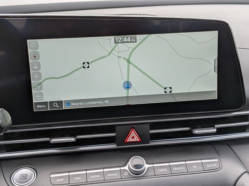 Used 2025 Hyundai Elantra SEL FWD image 23
