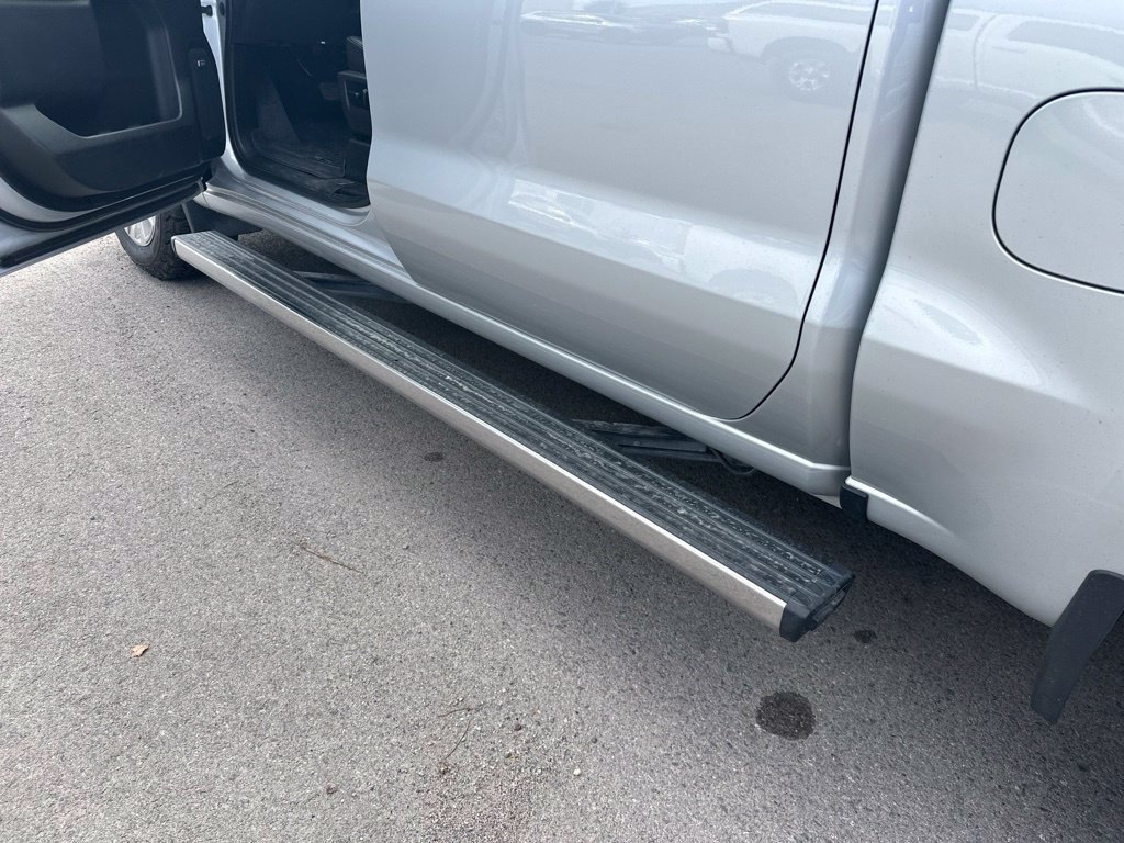 Used 2019 Chevrolet Silverado 1500 LTZ w/ LTZ Premium Package AWD/4WD image 9