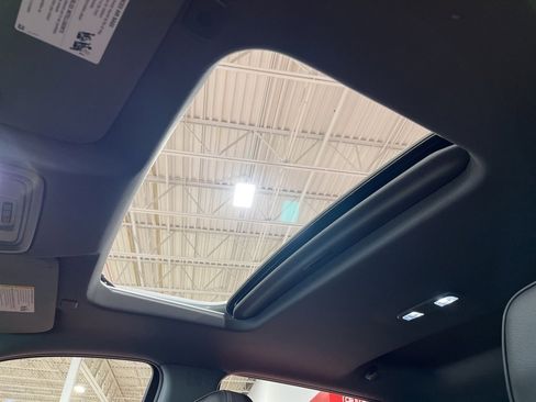 Used 2024 GMC Sierra 3500 Denali w/ Denali Reserve Package image 11