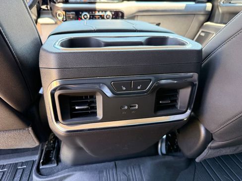Used 2026 GMC Sierra 1500 SLT w/ SLT Premium Package AWD/4WD image 29
