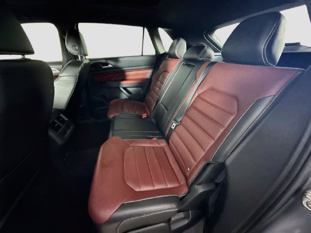 Used 2022 Volkswagen Atlas Cross Sport SEL Premium R-Line AWD/4WD image 24