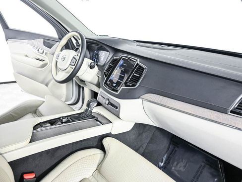 Certified 2022 Volvo XC90 T6 Inscription AWD/4WD image 25