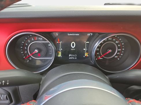 Used 2021 Jeep Wrangler Unlimited Rubicon w/ Cold Weather Group AWD/4WD image 34