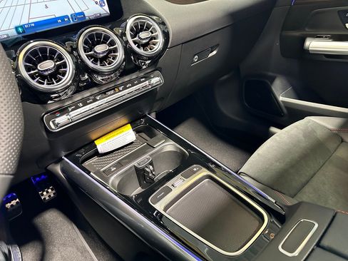 New 2026 Mercedes-Benz GLA 250 4MATIC image 12