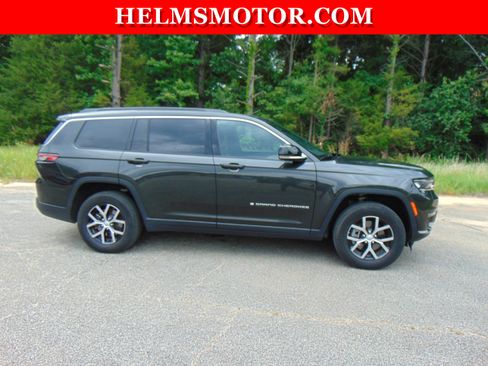 Certified 2024 Jeep Grand Cherokee L Limited AWD/4WD image 12