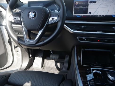 Used 2026 BMW X5 xDrive40i w/ Premium Package AWD/4WD image 30