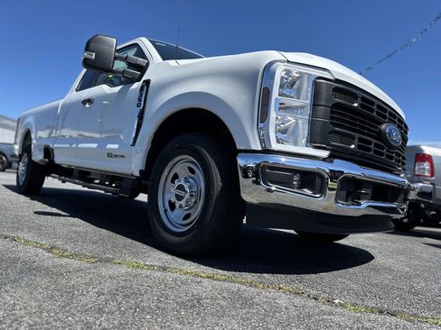 New 2025 Ford F350 XL w/ XL Chrome Package RWD image 12