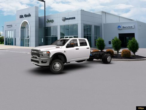 New 2026 RAM 5500 Tradesman AWD/4WD image 2