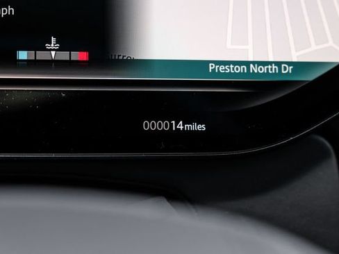 New 2026 Land Rover Range Rover SV AWD/4WD image 23