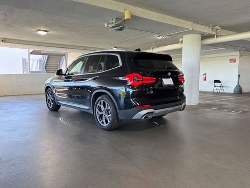 Certified 2023 BMW X3 sDrive30i w/ Premium Package RWD image 3