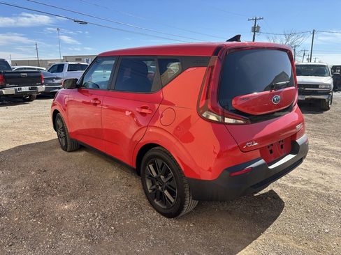 Used 2020 Kia Soul EX image 5