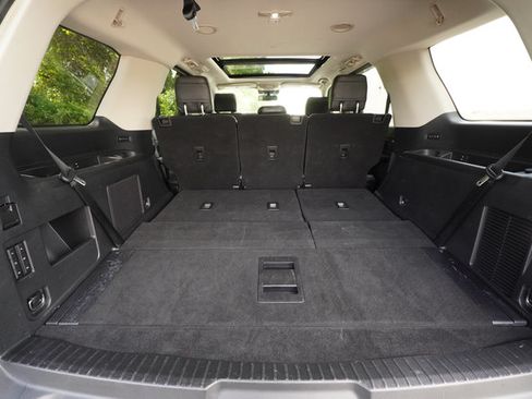 Used 2019 Ford Expedition Platinum RWD image 32