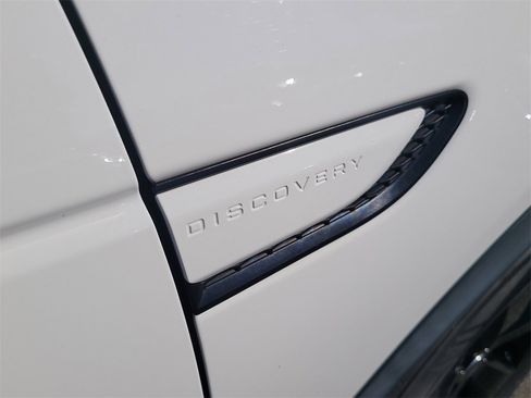 Used 2020 Land Rover Discovery Sport S image 6
