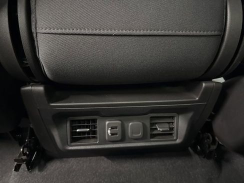 Used 2019 Chevrolet Silverado 1500 LT w/ All-Star Edition AWD/4WD image 18