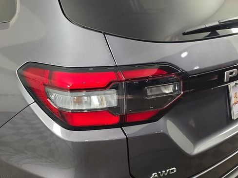 New 2026 Honda Pilot Touring image 17