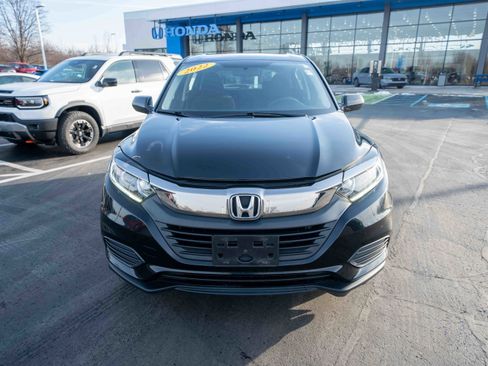 Used 2022 Honda HR-V LX image 2