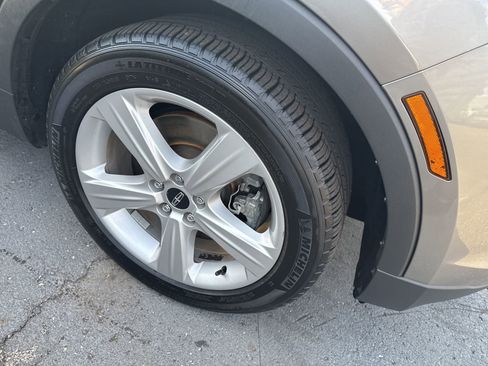 Used 2017 Lincoln MKC Premiere image 33