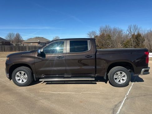 Used 2020 Chevrolet Silverado 1500 LT w/ All-Star Edition image 2