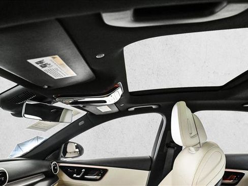 Certified 2025 Mercedes-Benz C 300 4MATIC Sedan image 17