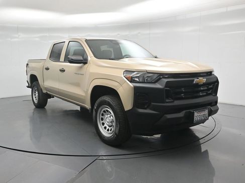 Used 2023 Chevrolet Colorado W/T RWD image 21