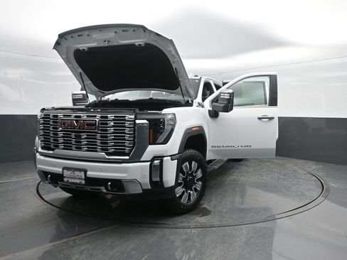 Used 2024 GMC Sierra 2500 Denali w/ Denali Reserve Package image 53