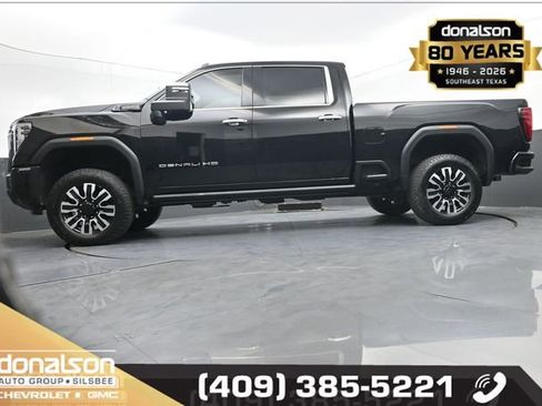 Used 2024 GMC Sierra 3500 Denali Ultimate AWD/4WD image 14